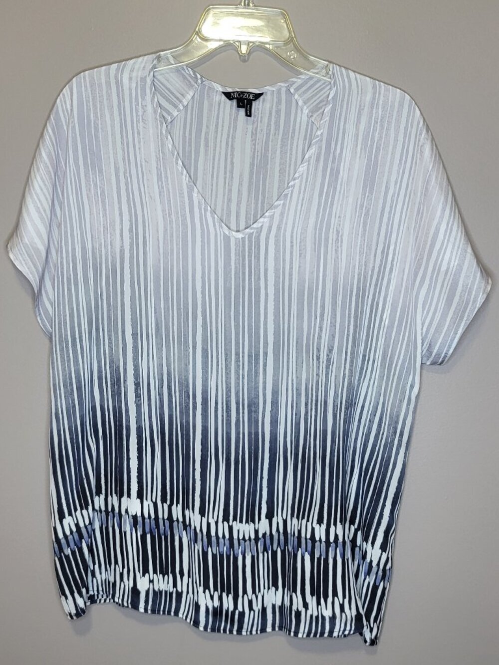 NIC+ZOE Blue White Ombre Stripe Blouse Large Short Sleeve V-Neck Silk Blend
